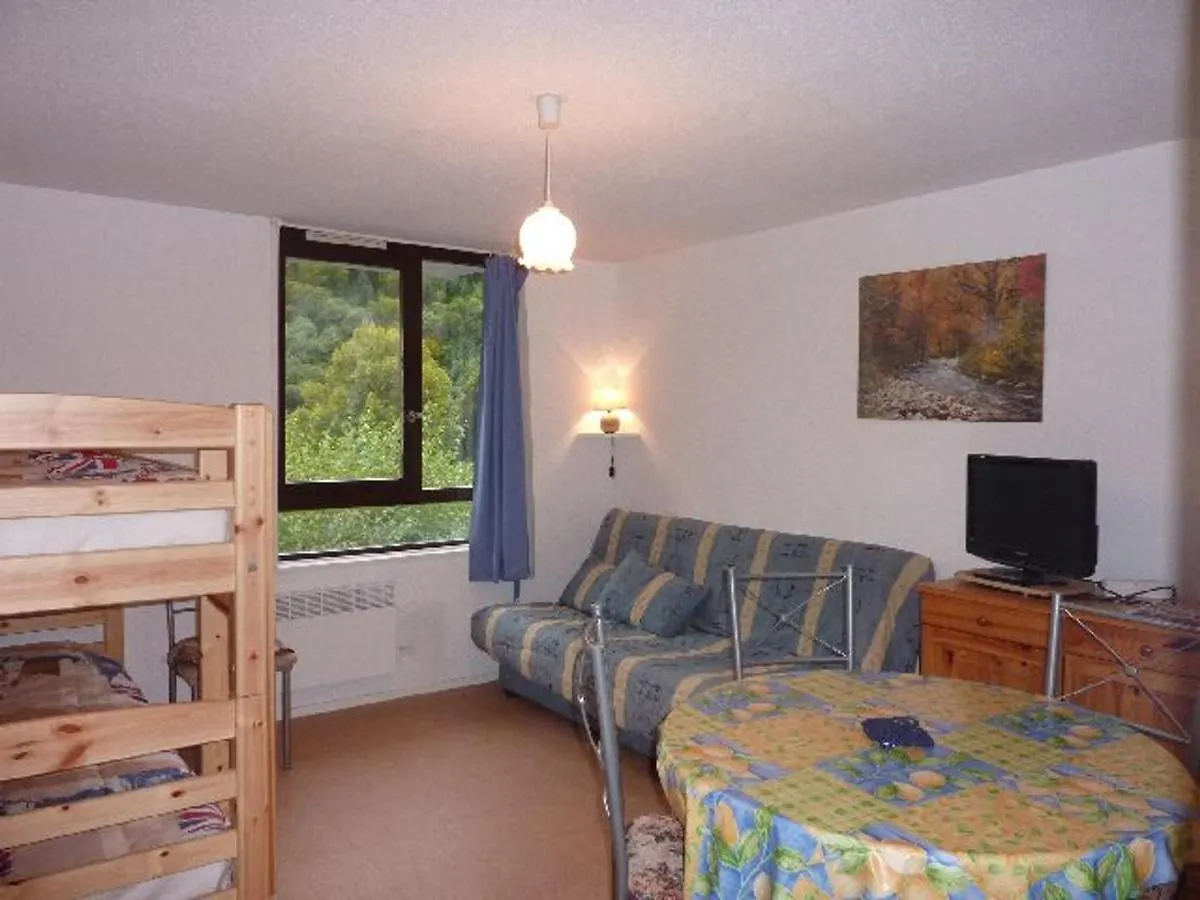 Apartment Studio A Mont-Dore A 200M Du Centre, Parking, 4 Pers. - Fr-1-608-122